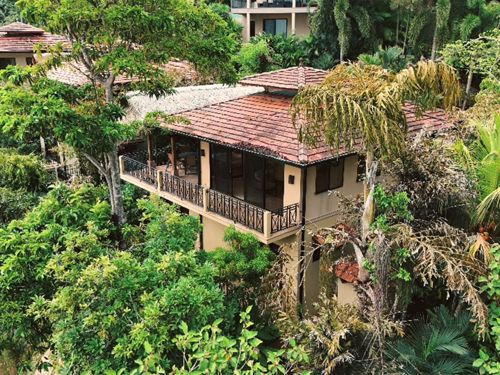 villa-tuanis_4.jpg